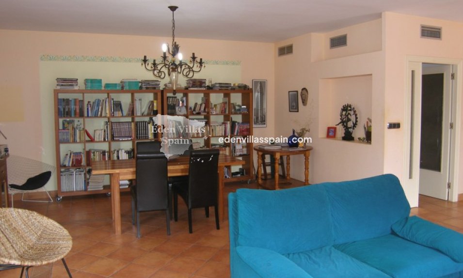 Resale - Country House - Dolores