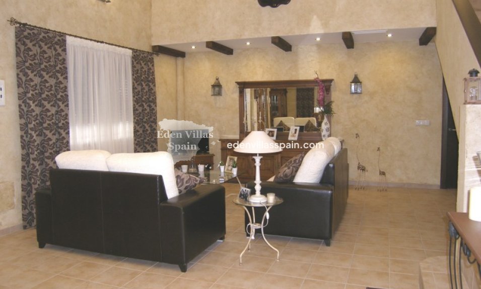 Resale - Country House - Dolores