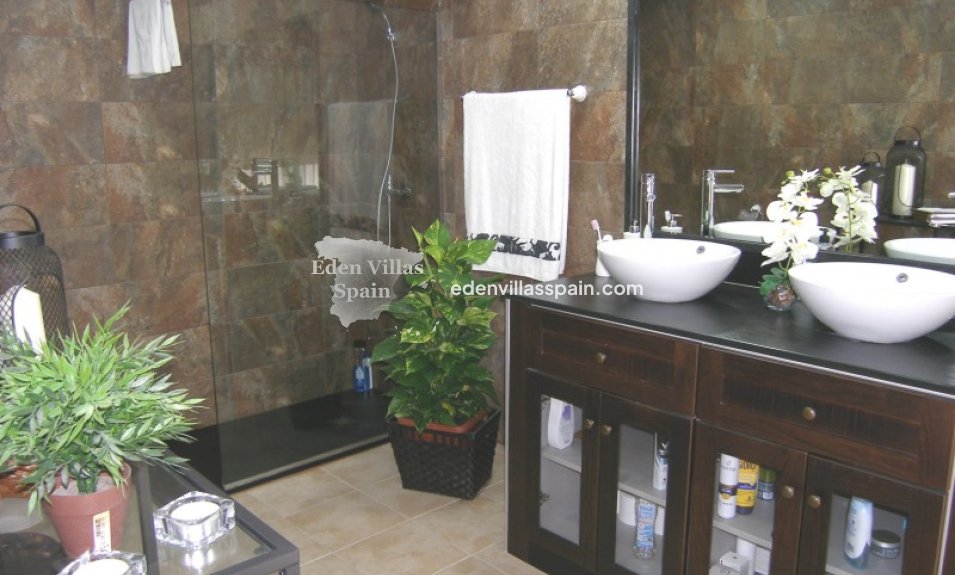 Resale - Country House - Dolores