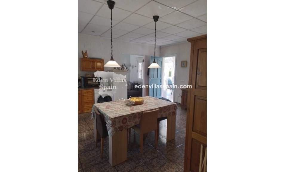 Resale - Country House - Dolores