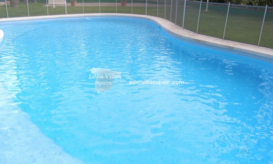 Resale - Country House - Elche