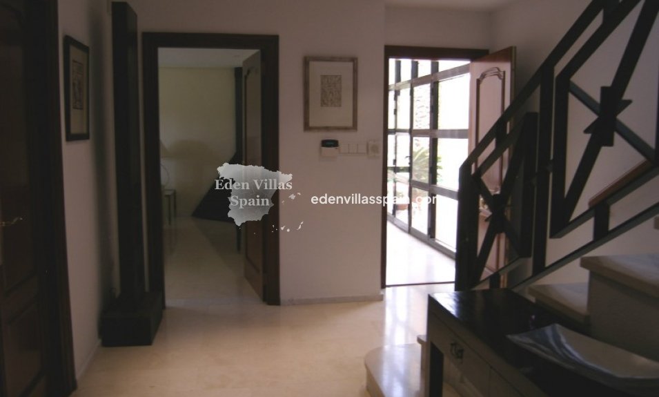 Resale - Country House - Elche