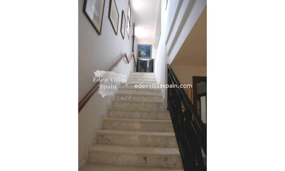 Resale - Country House - Elche