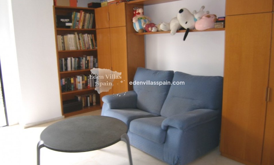 Resale - Country House - Elche