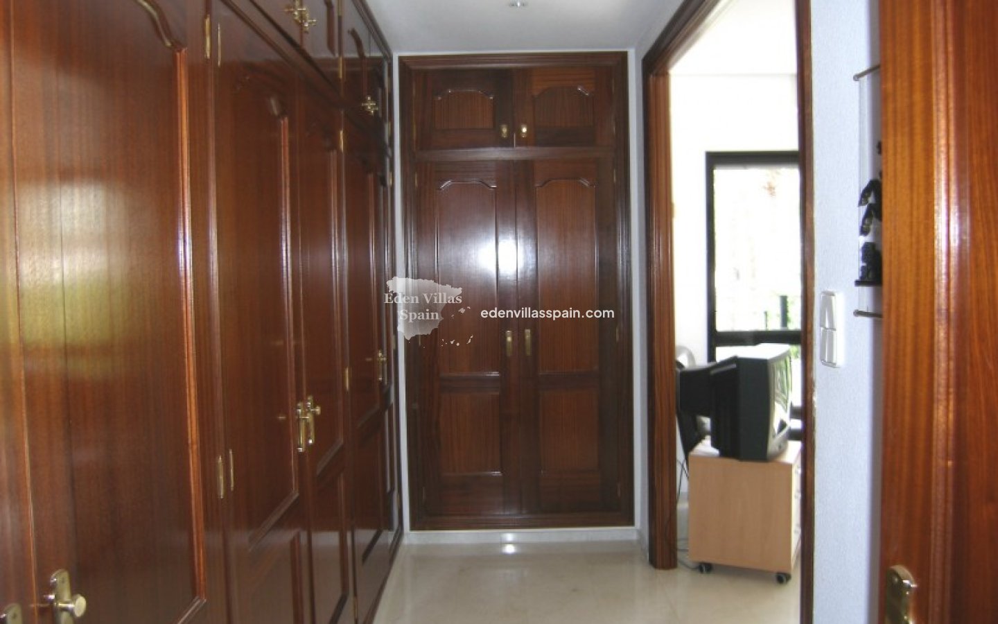 Resale - Country House - Elche