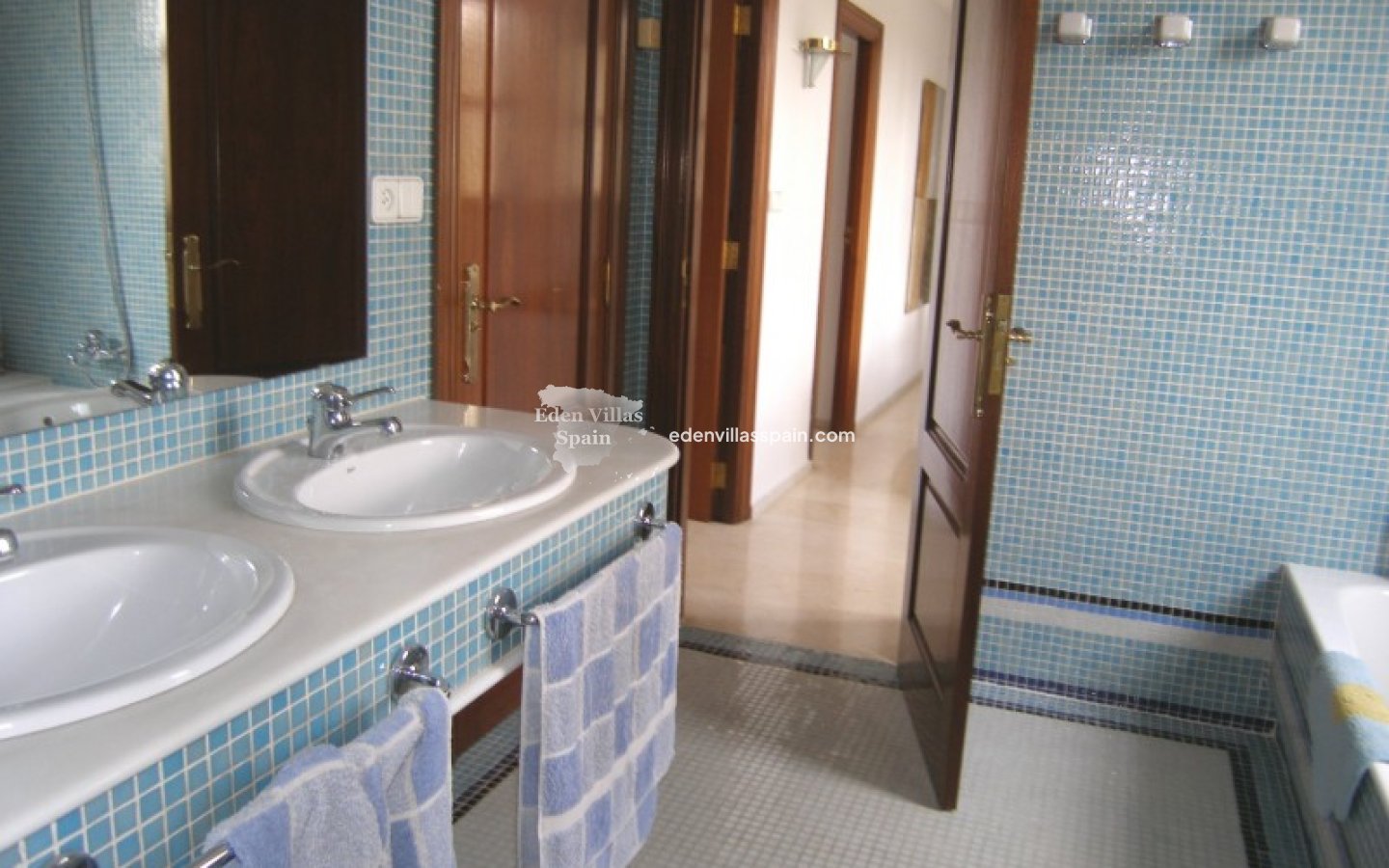 Resale - Country House - Elche
