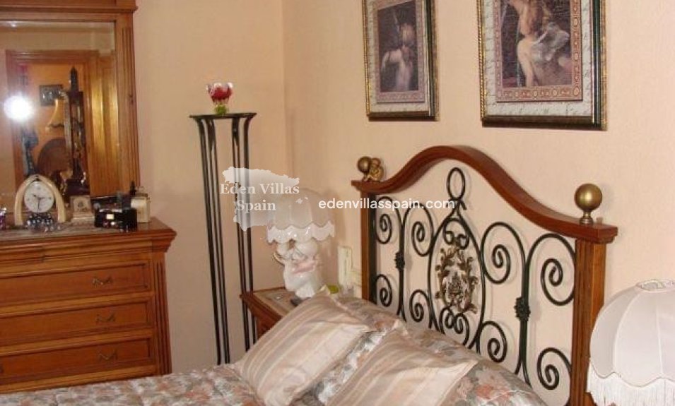 Resale - Country House - Elche