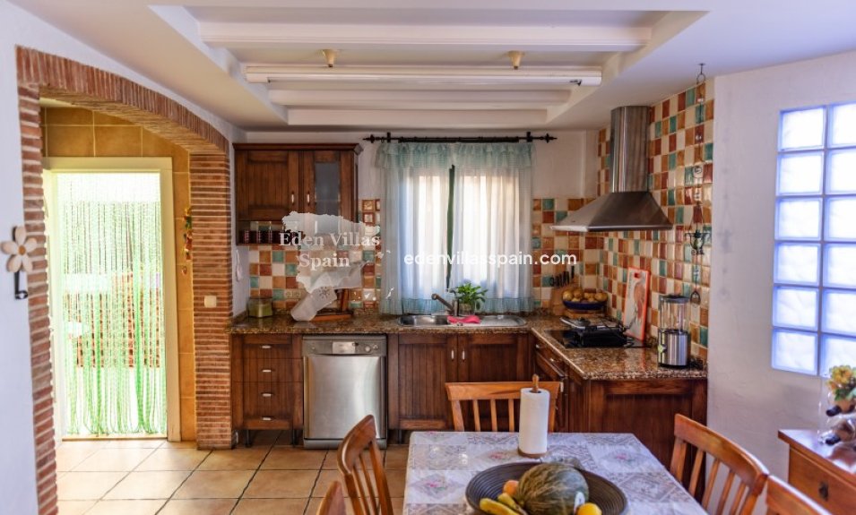 Resale - Country House - Elche