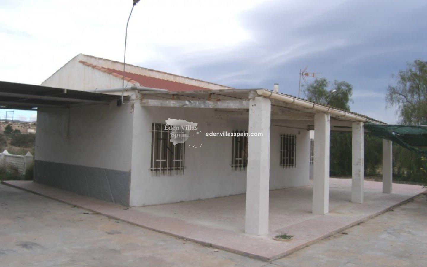 Resale - Country House - Elche