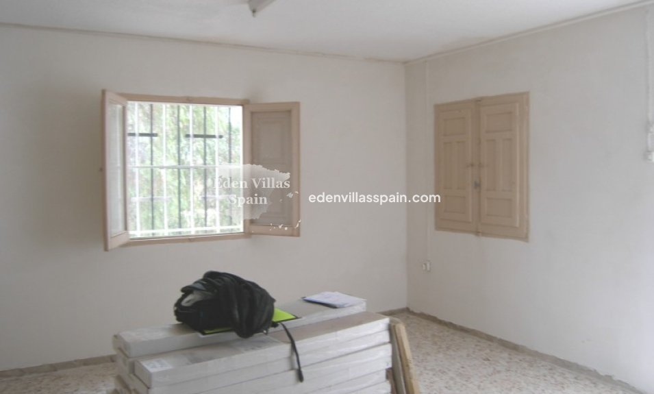 Resale - Country House - Elche