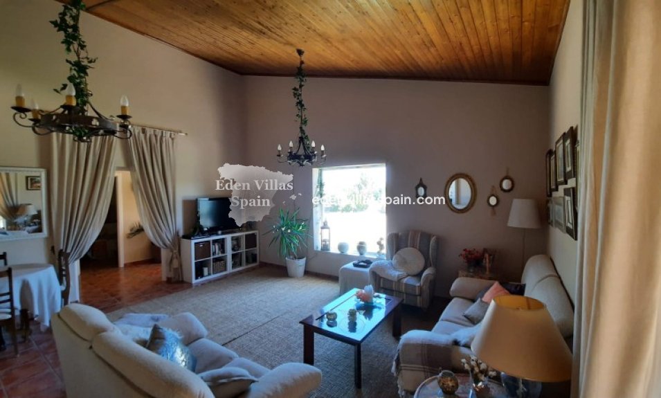 Resale - Country House - Elche
