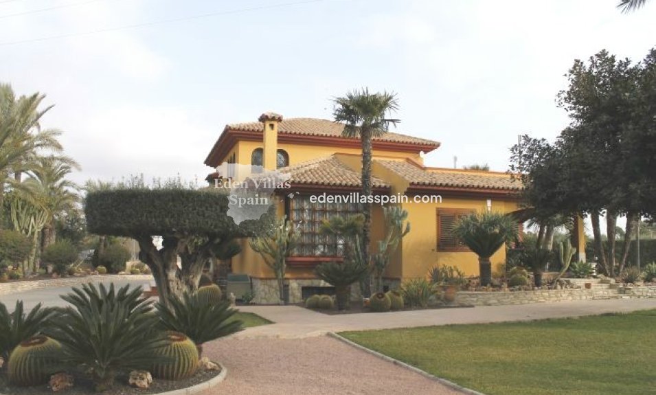 Resale - Country House - Elche