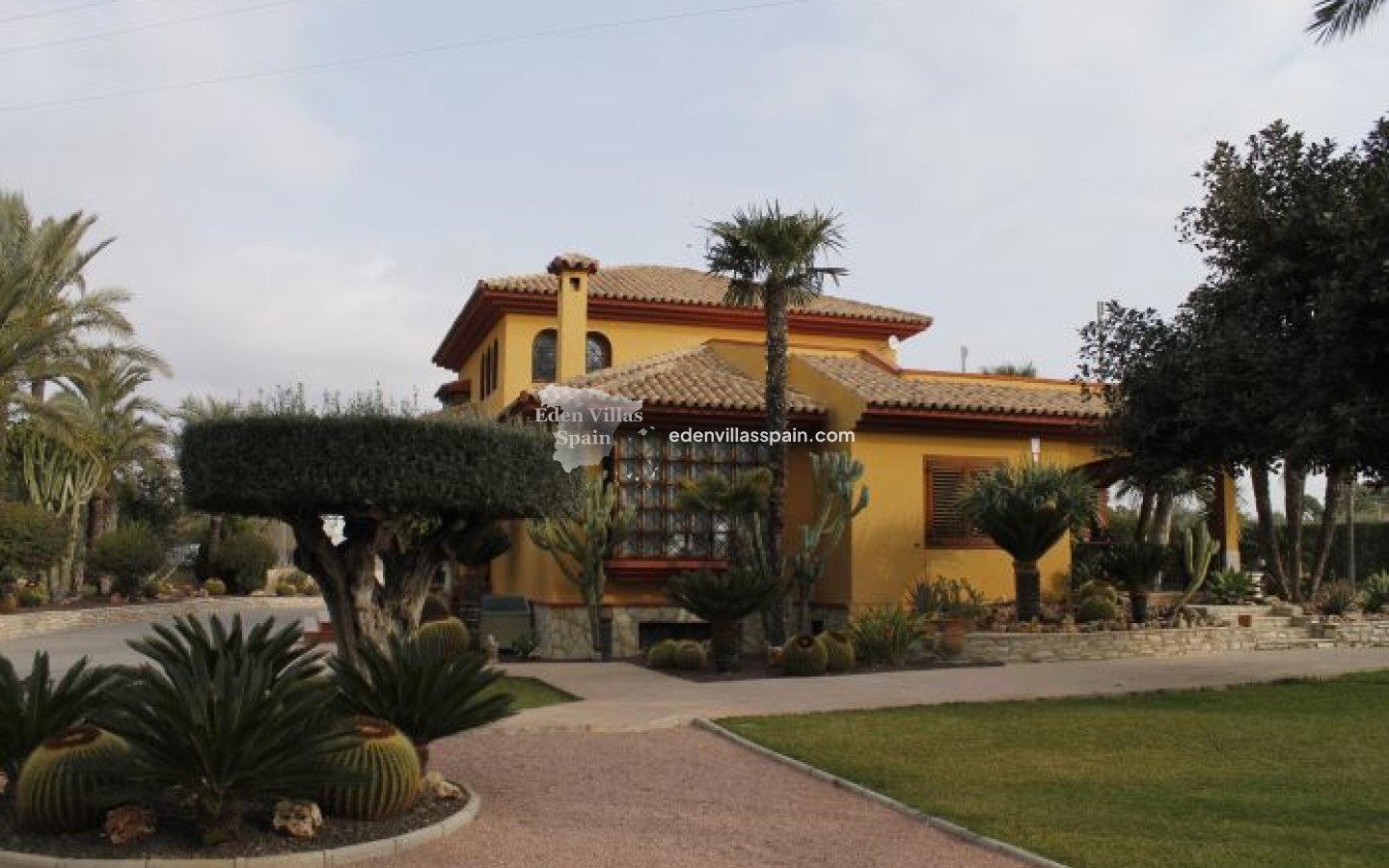 Resale - Country House - Elche