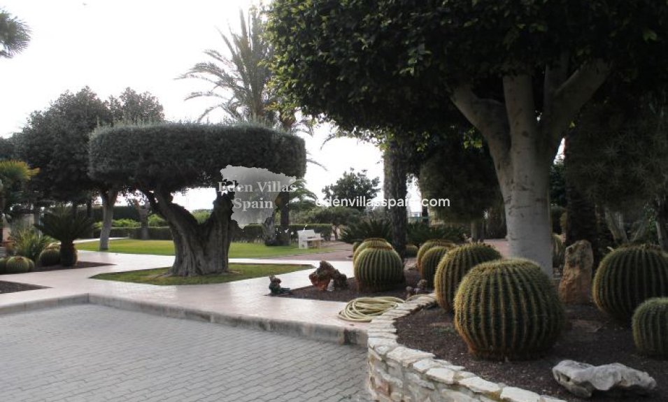 Resale - Country House - Elche