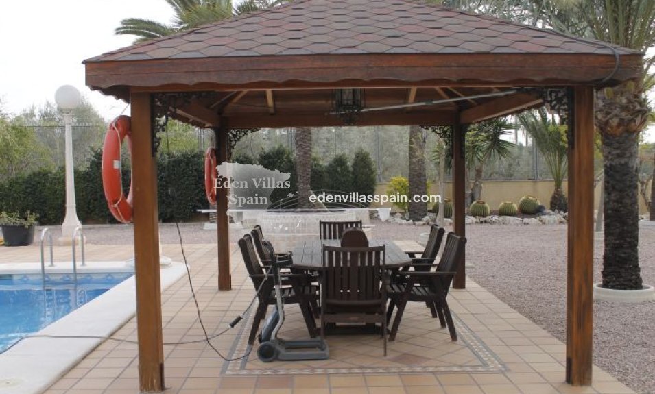 Resale - Country House - Elche