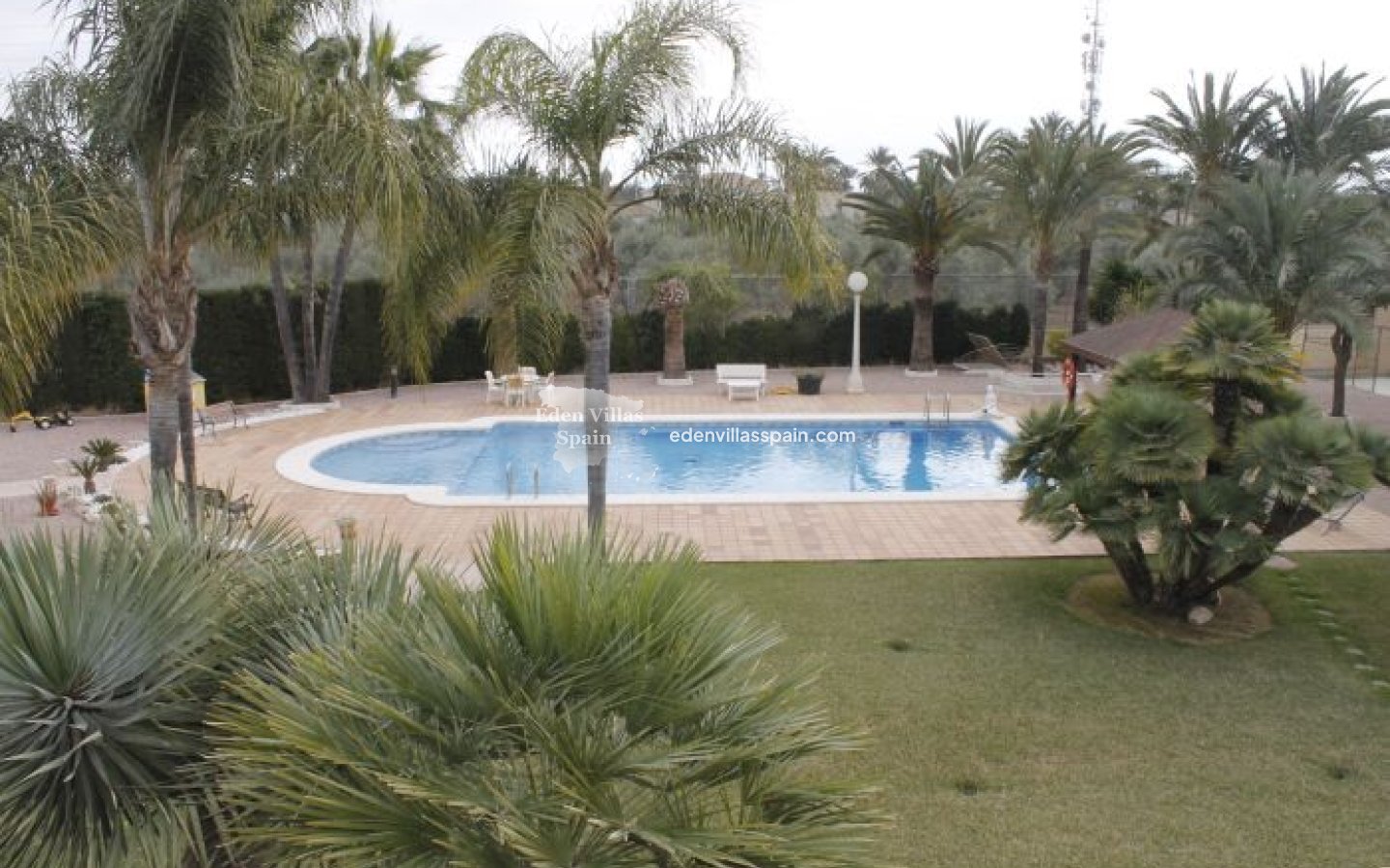 Resale - Country House - Elche