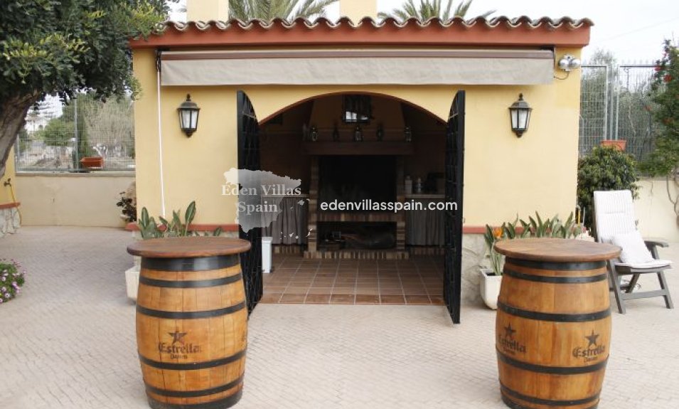 Resale - Country House - Elche