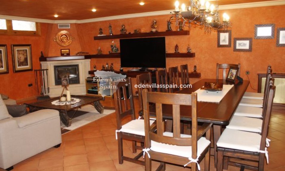 Resale - Country House - Elche