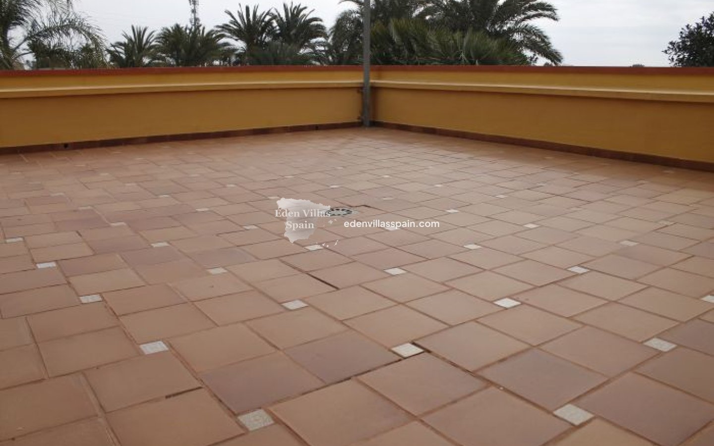 Resale - Country House - Elche