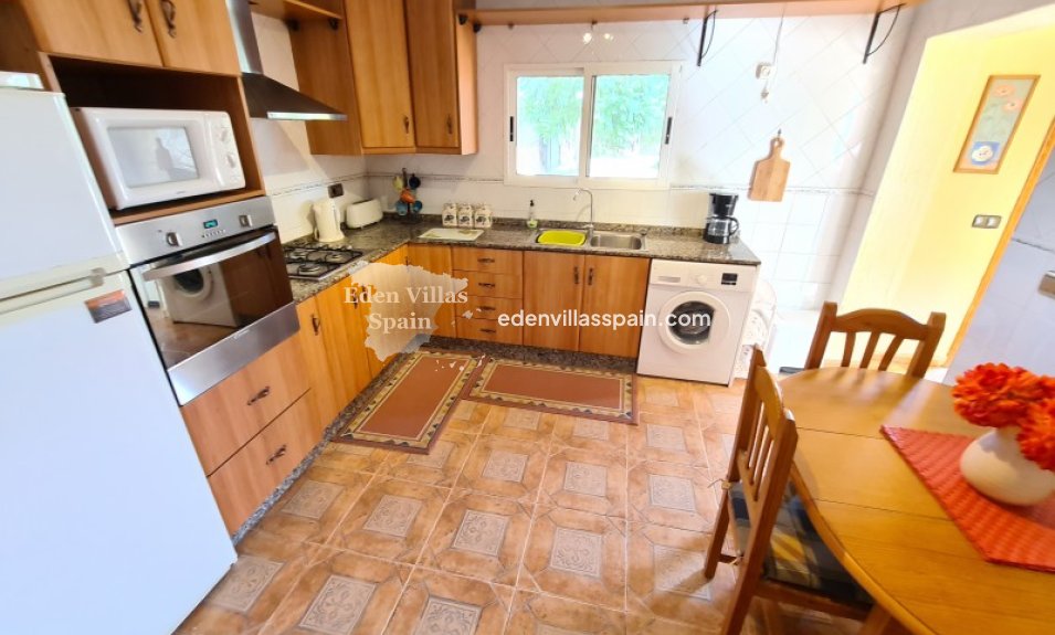 Resale - Country House - Elche