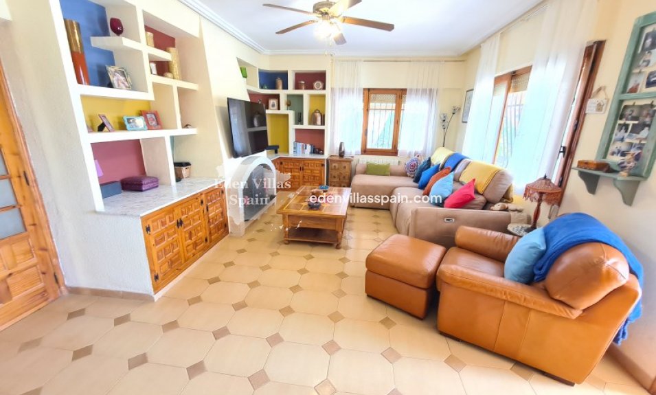 Resale - Country House - Elche