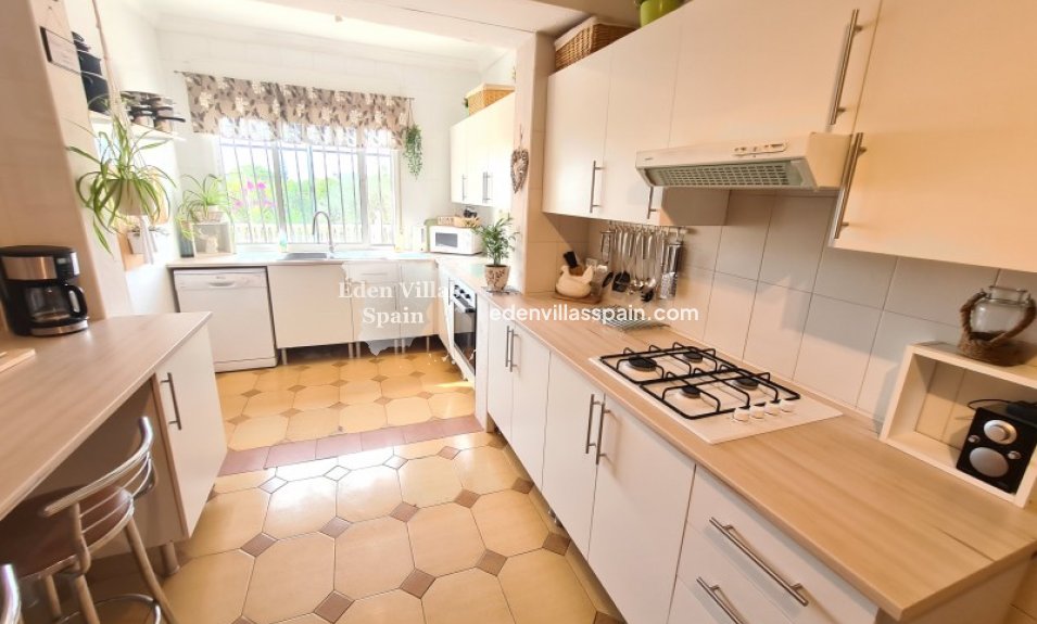 Resale - Country House - Elche