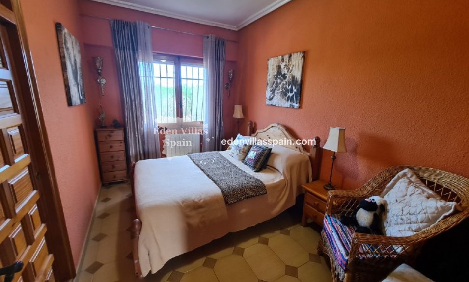 Resale - Country House - Elche