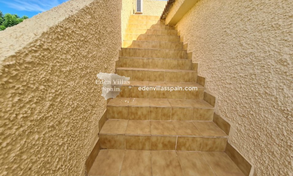 Resale - Country House - Elche