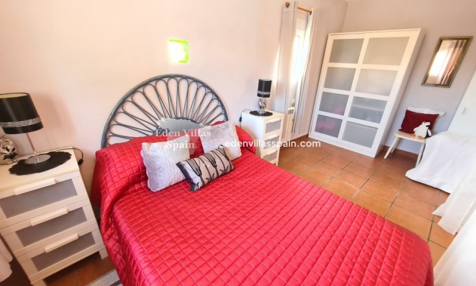 Resale - Country House - Elche