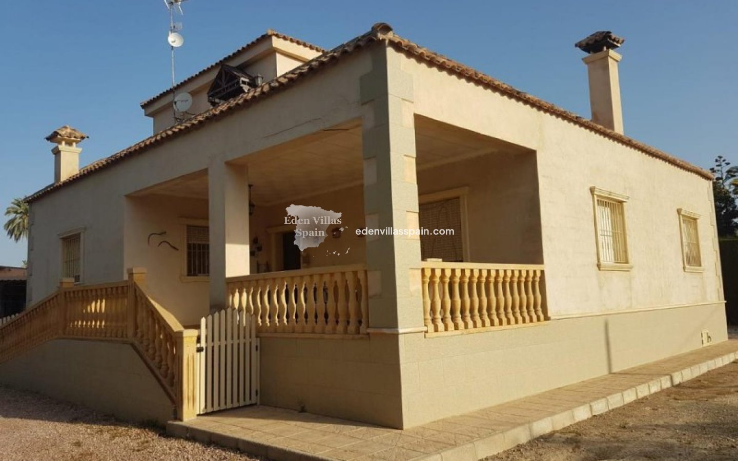 Resale - Country House - Elche