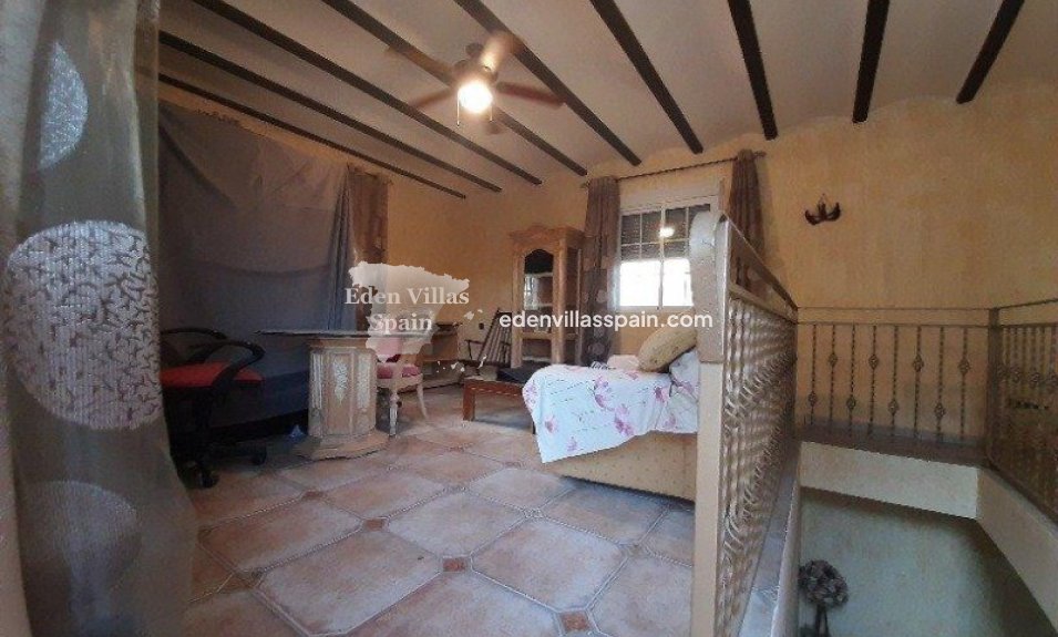 Resale - Country House - Elche