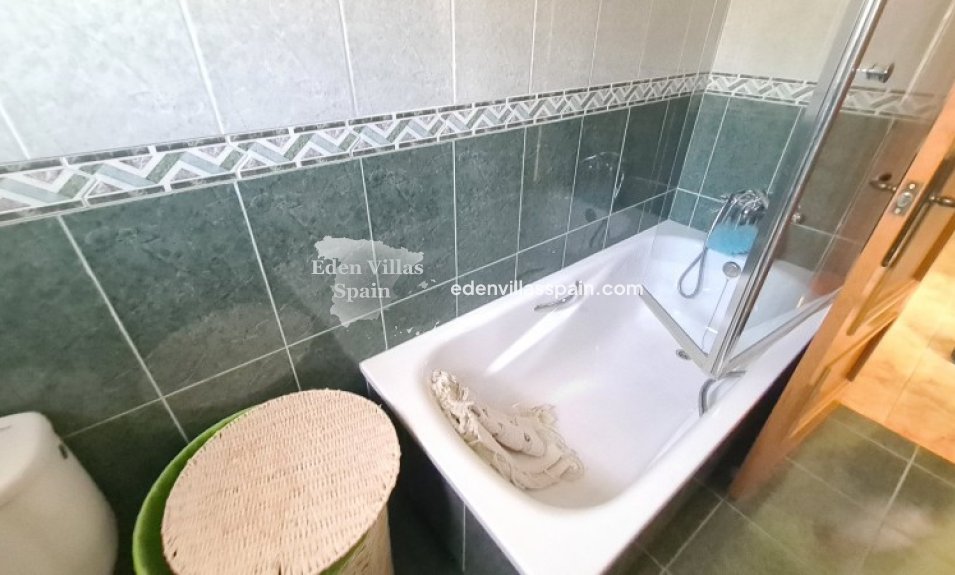 Resale - Country House - Elche