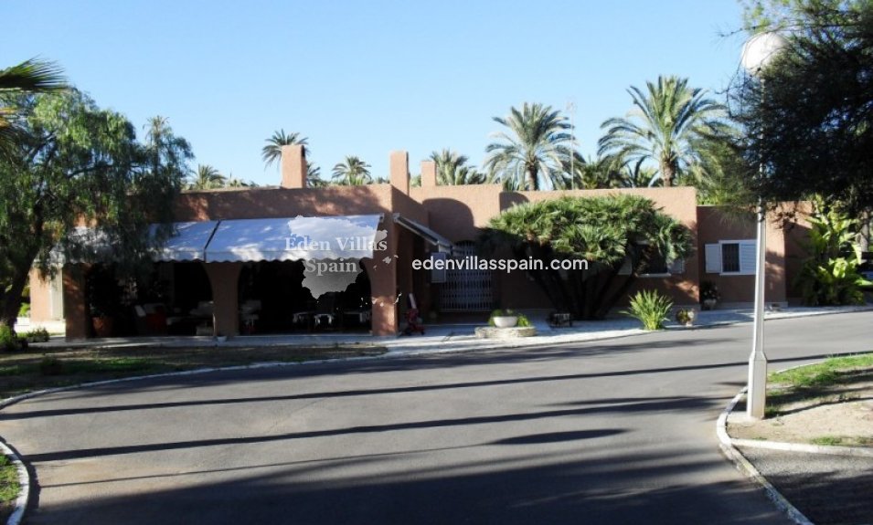 Resale - Country House - Elche