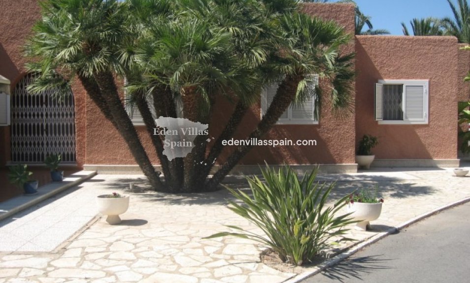 Resale - Country House - Elche