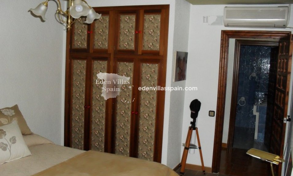 Resale - Country House - Elche
