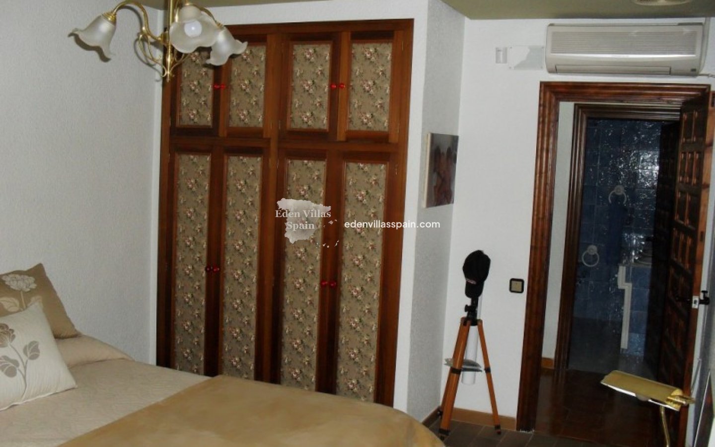 Resale - Country House - Elche