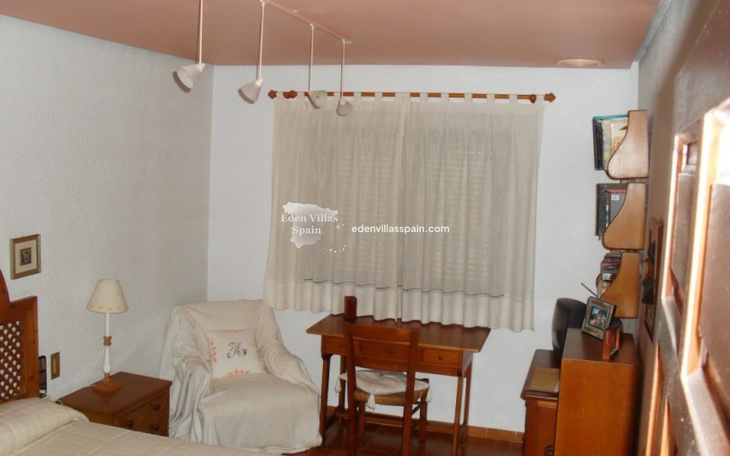 Resale - Country House - Elche