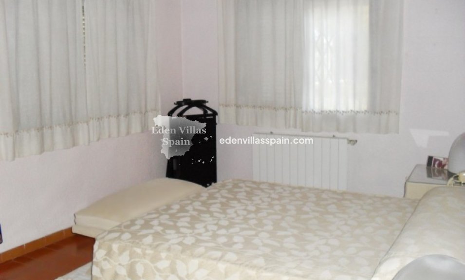 Resale - Country House - Elche