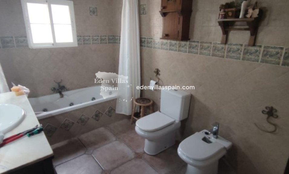 Resale - Country House - Elche