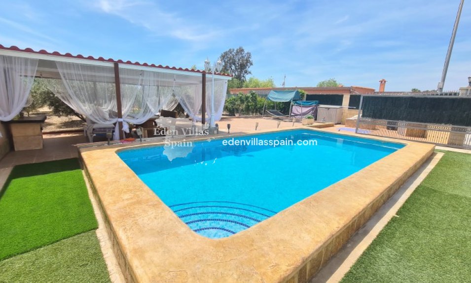 Resale - Country House - Elche