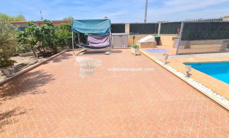 Resale - Country House - Elche