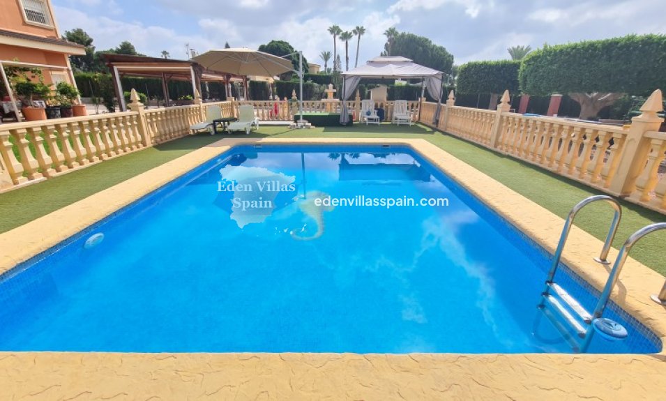 Resale - Country House - Elche