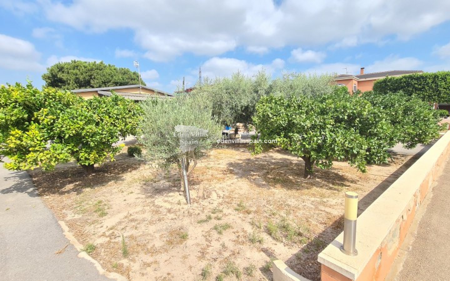 Resale - Country House - Elche