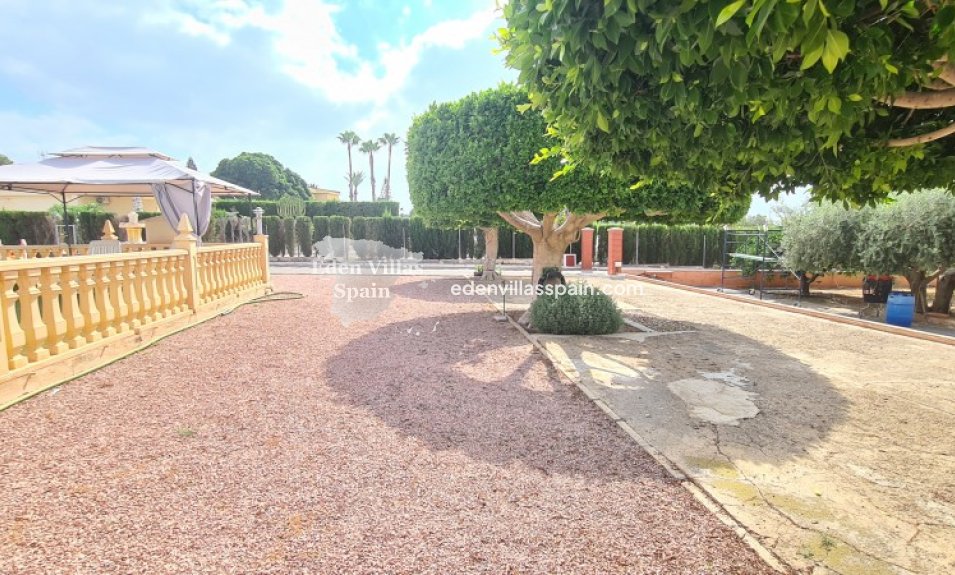 Resale - Country House - Elche