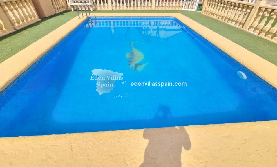 Resale - Country House - Elche