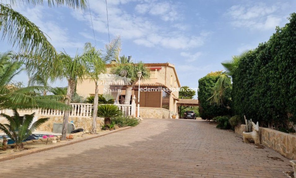 Resale - Country House - Elche