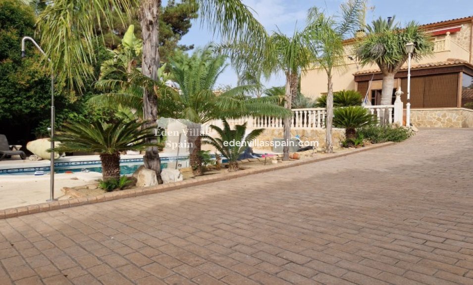 Resale - Country House - Elche