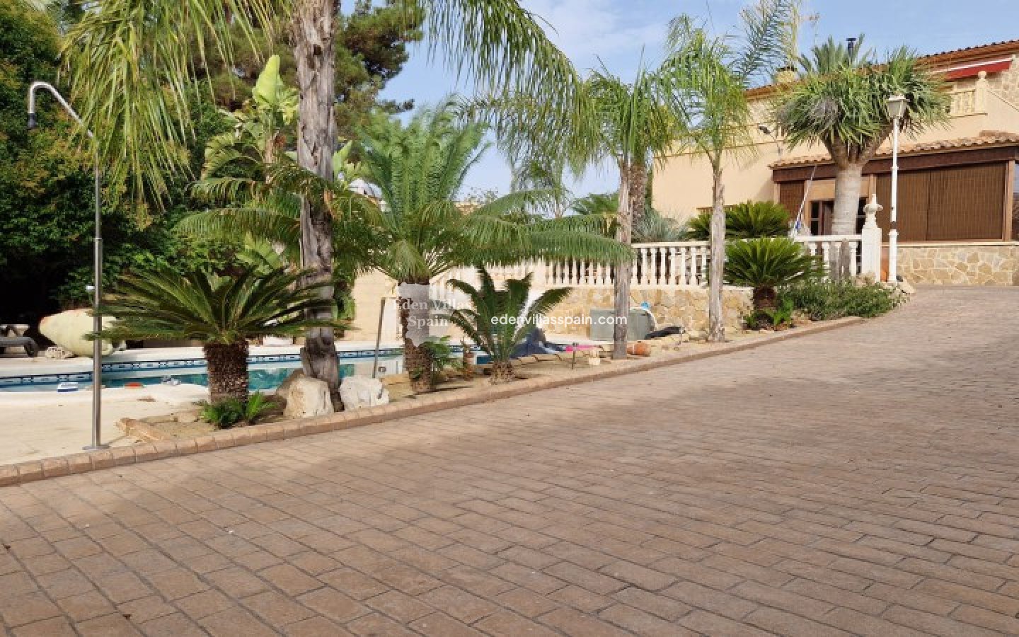 Resale - Country House - Elche