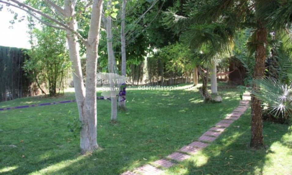 Resale - Country House - Elche