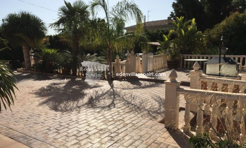 Resale - Country House - Elche